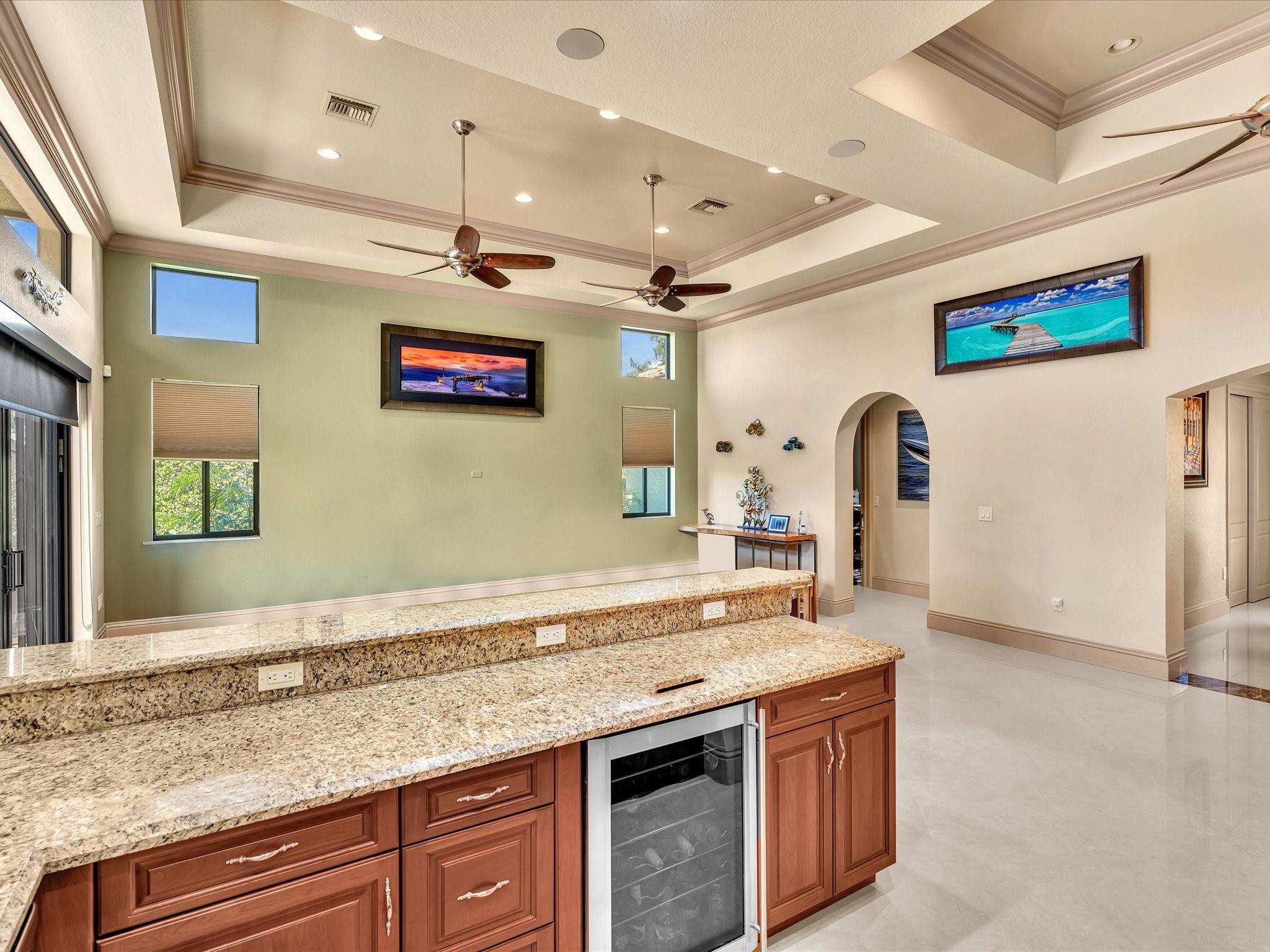 SANTA BARBARA SHORES - Residential