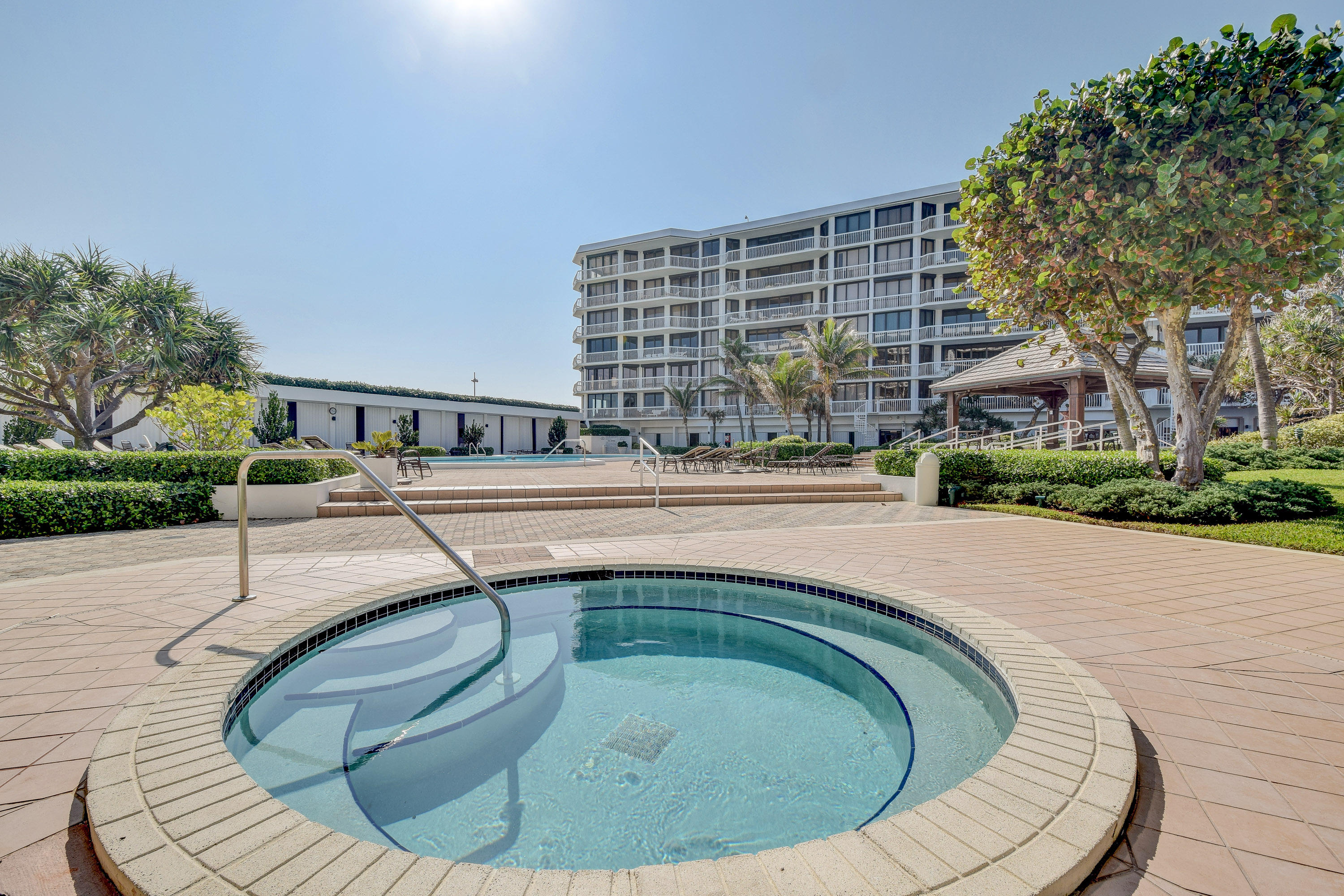 TWENTY ONE HUNDRED CONDO - Residential