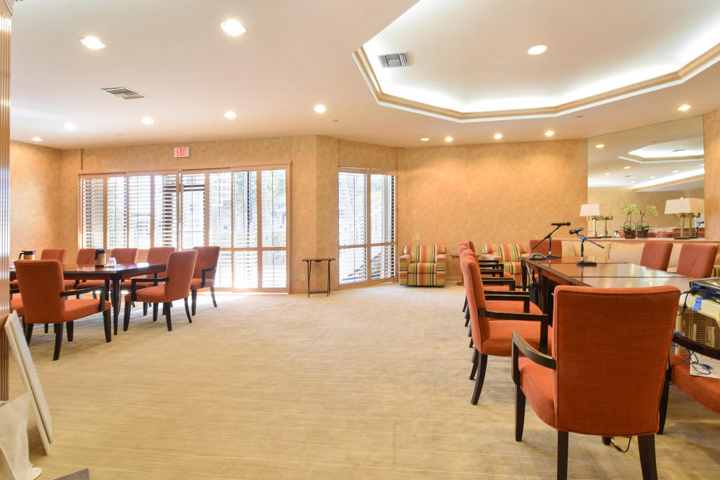 TWENTY ONE HUNDRED CONDO - Residential