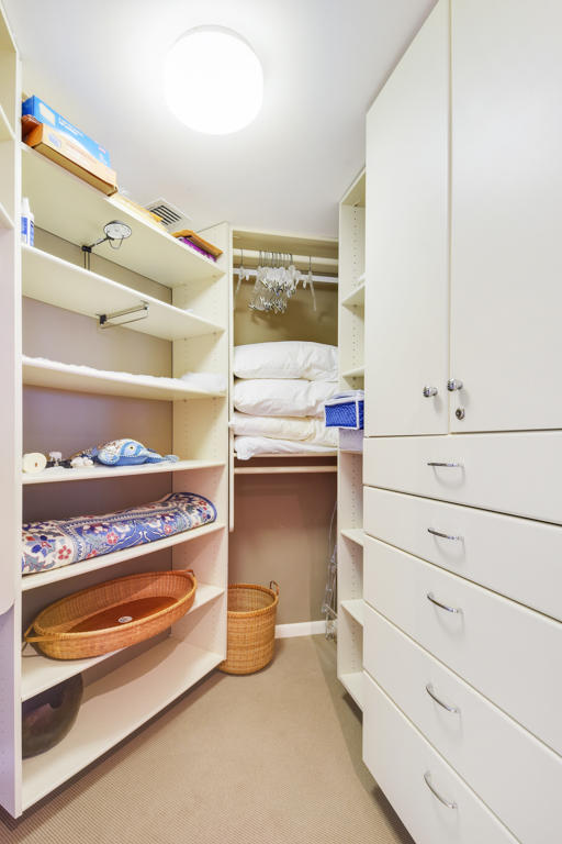 TWENTY ONE HUNDRED CONDO - Residential