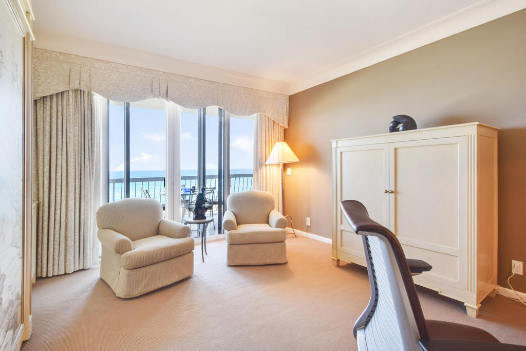 TWENTY ONE HUNDRED CONDO - Residential