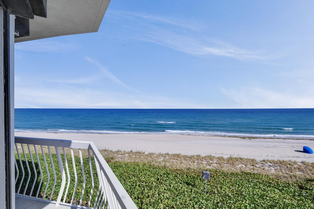 TWENTY ONE HUNDRED CONDO - Residential