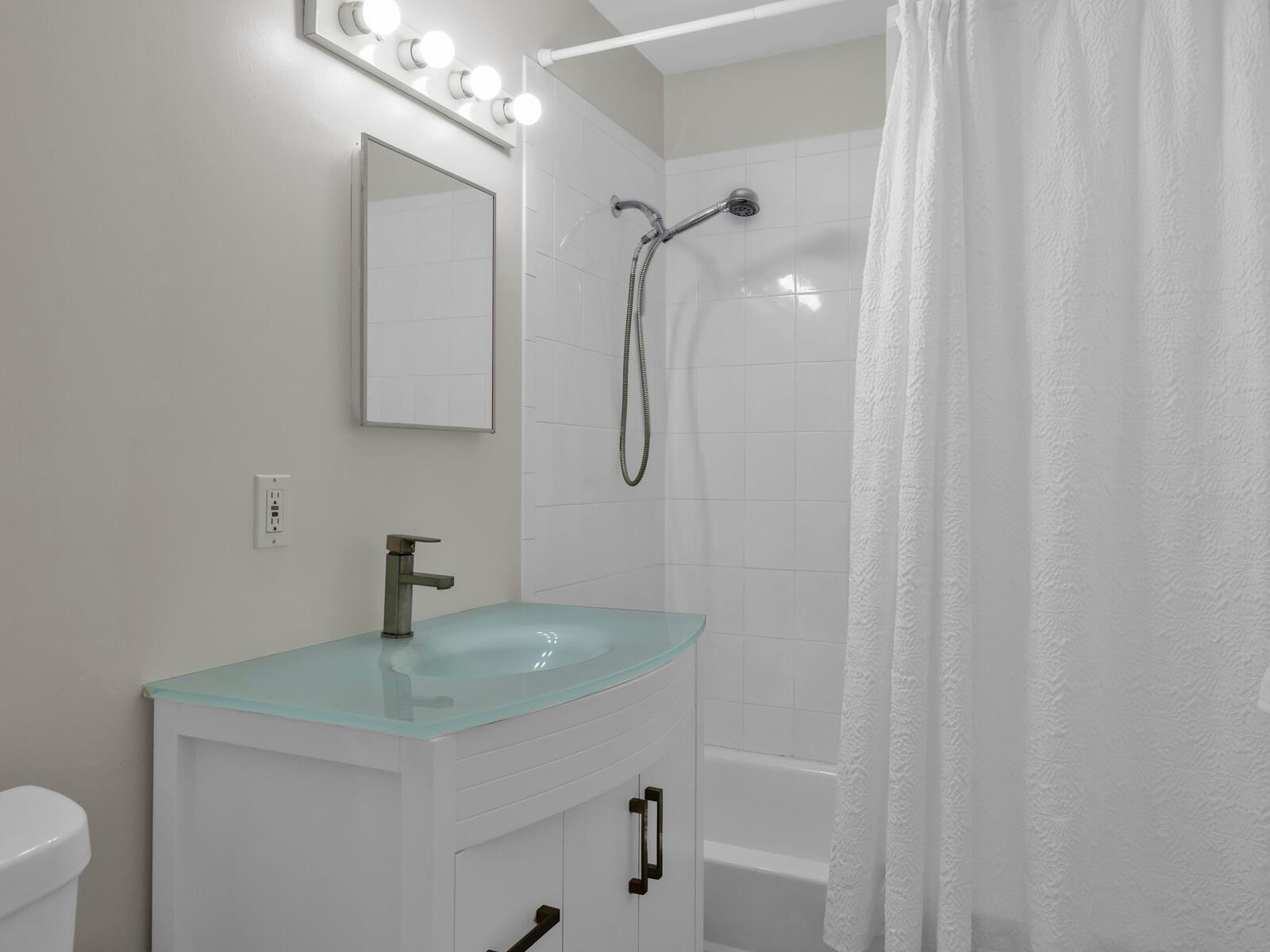 North Andrews Terrace Fir - Residential