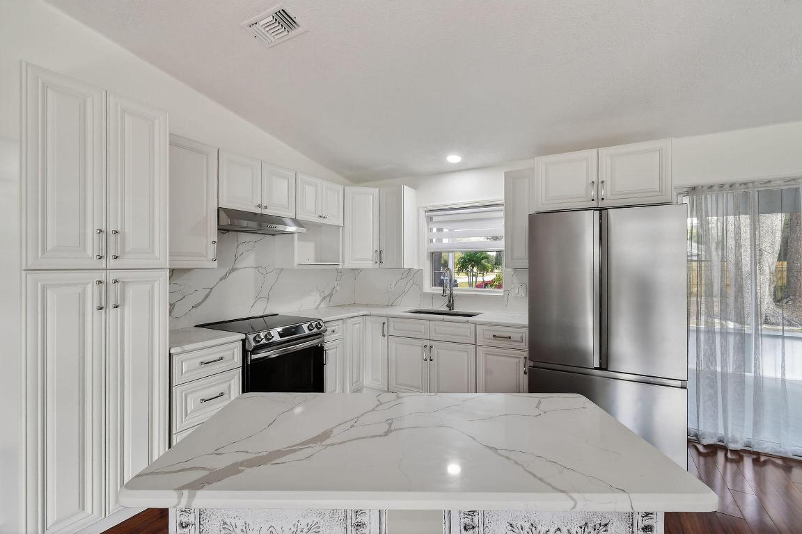 PORT ST LUCIE SECTION  31 - Residential