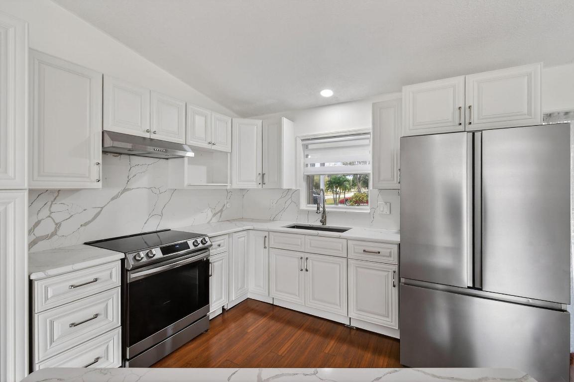 PORT ST LUCIE SECTION  31 - Residential