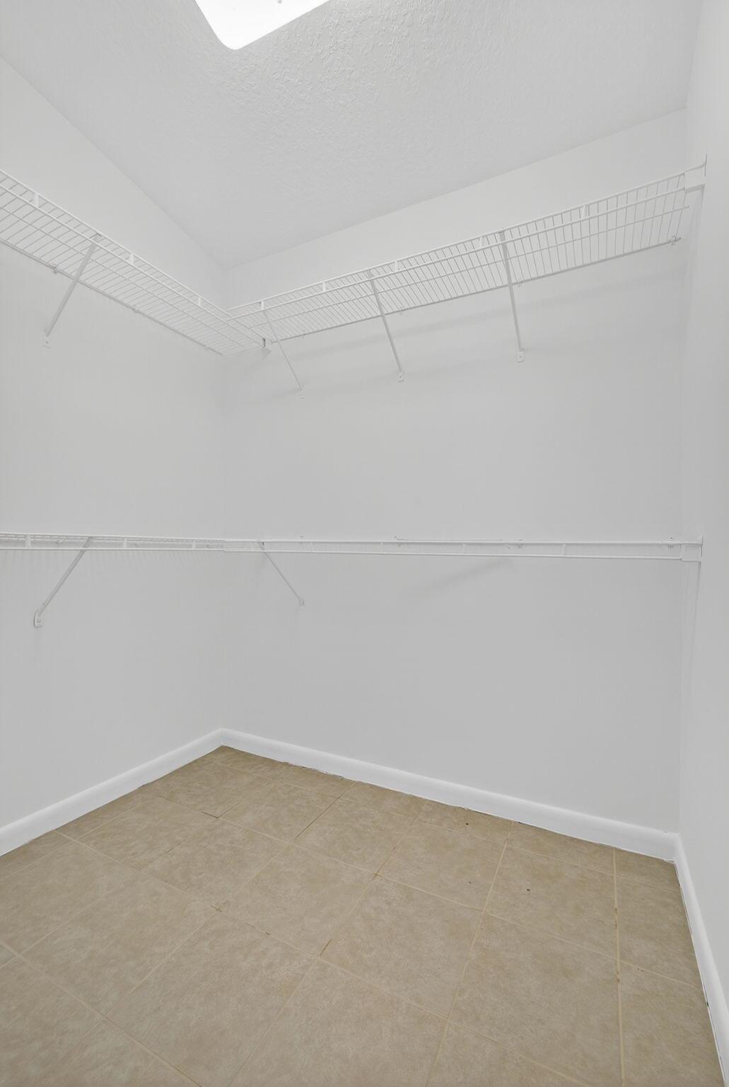 MADISON GREEN 1 PAR B - Residential