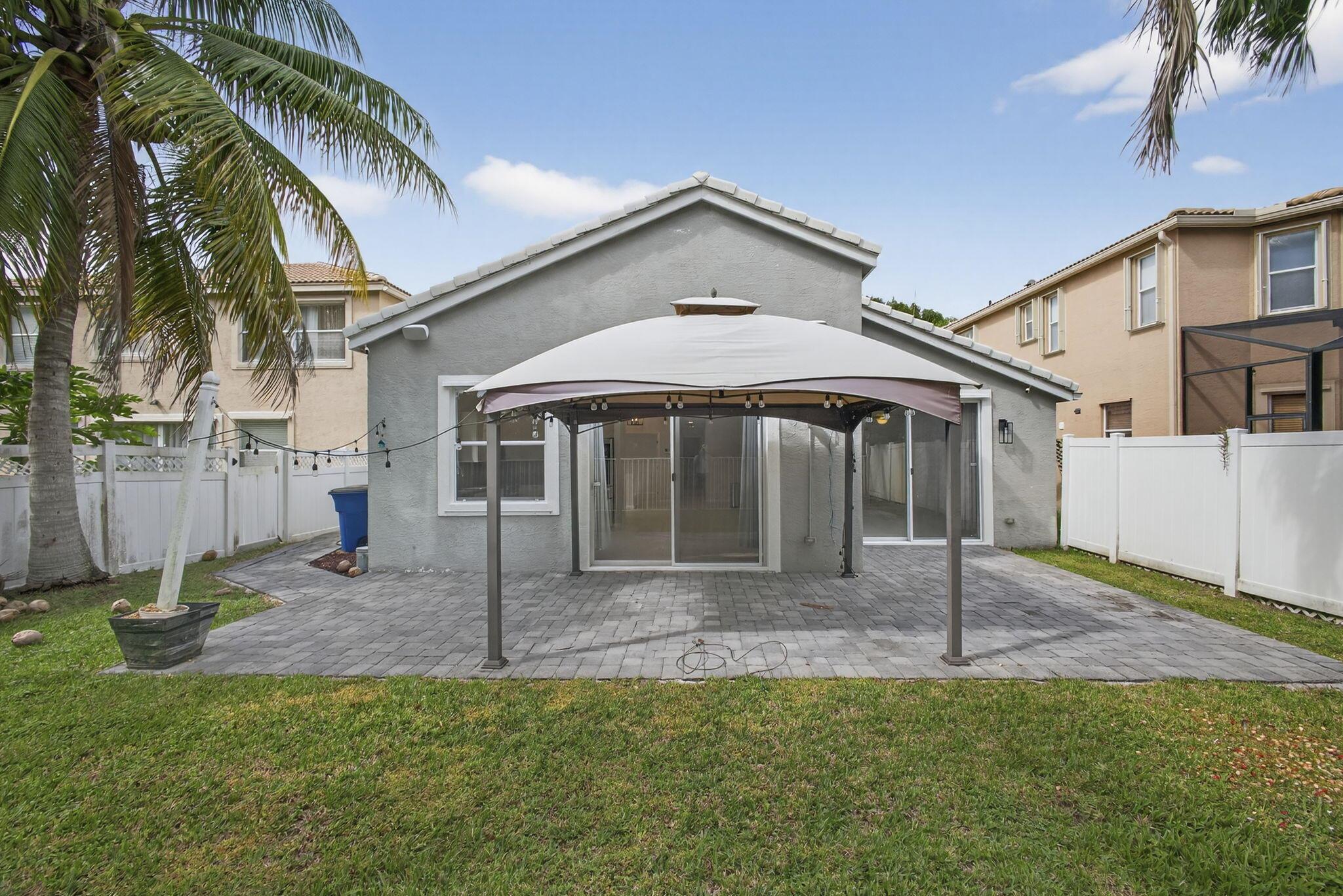 MADISON GREEN 1 PAR B - Residential