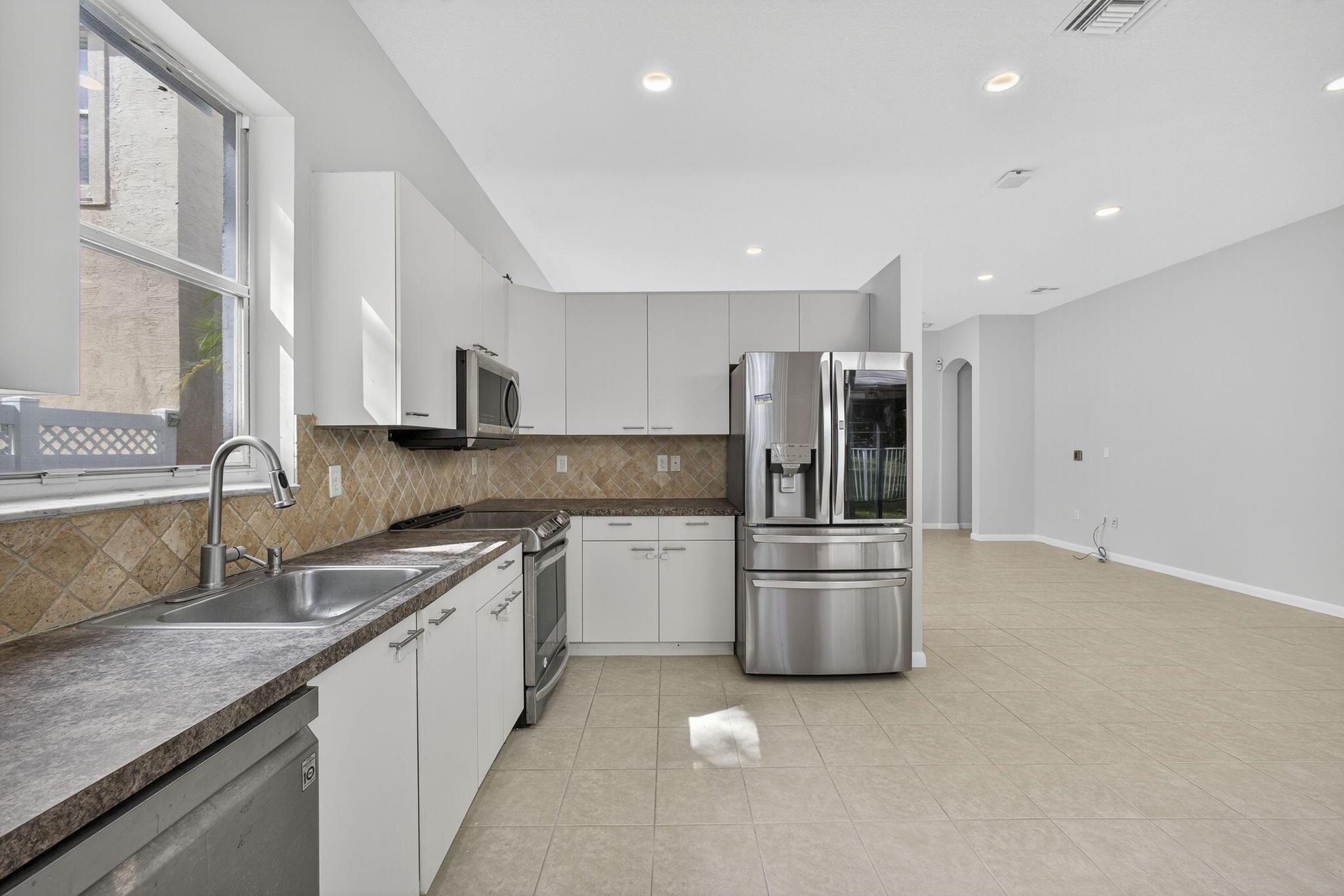 MADISON GREEN 1 PAR B - Residential