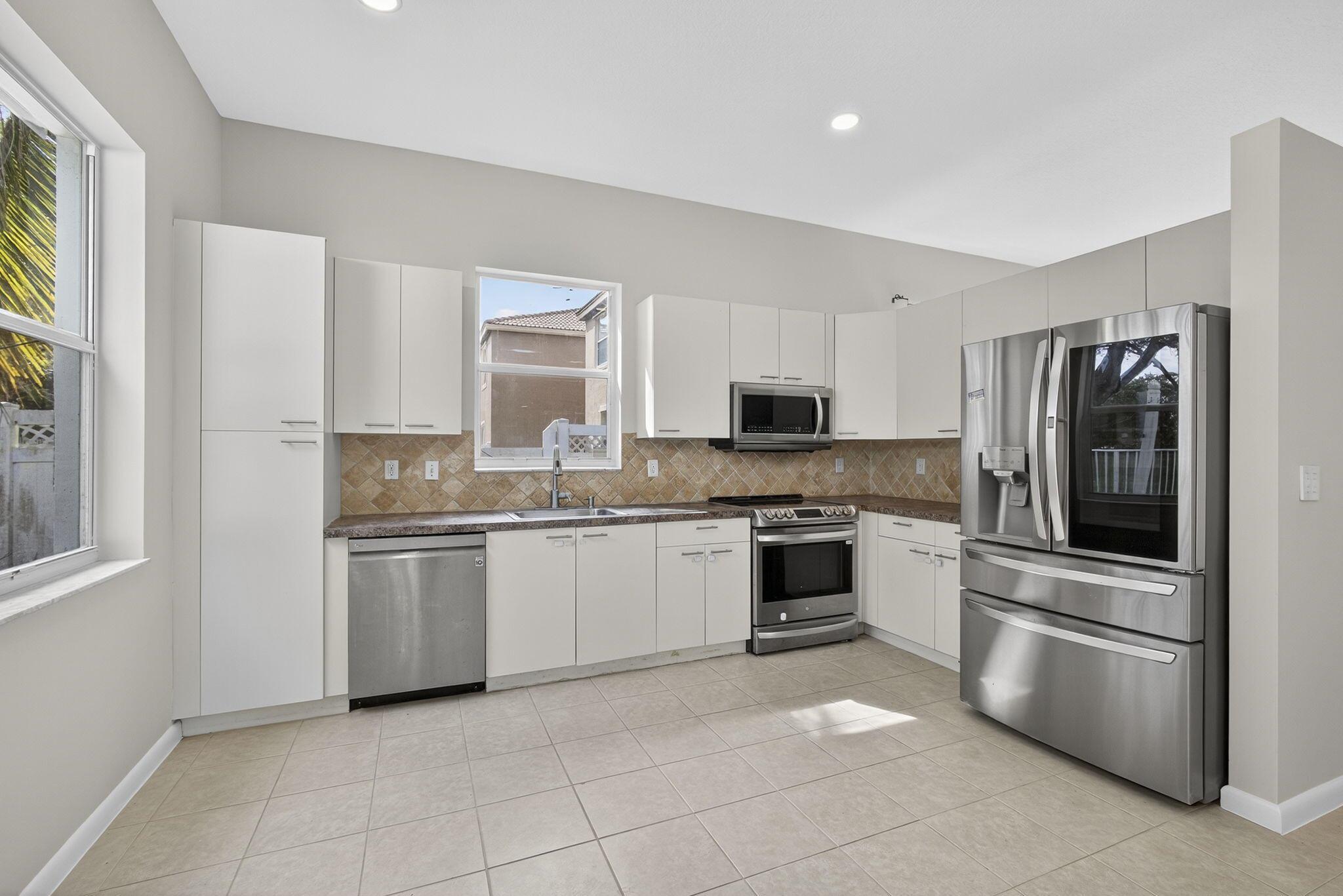 MADISON GREEN 1 PAR B - Residential