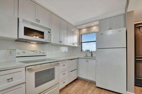 Tiny photo for 4640 W Lucerne Lakes Blvd Blvd W #502, Lake Worth, FL 33467 (MLS # B26021857)