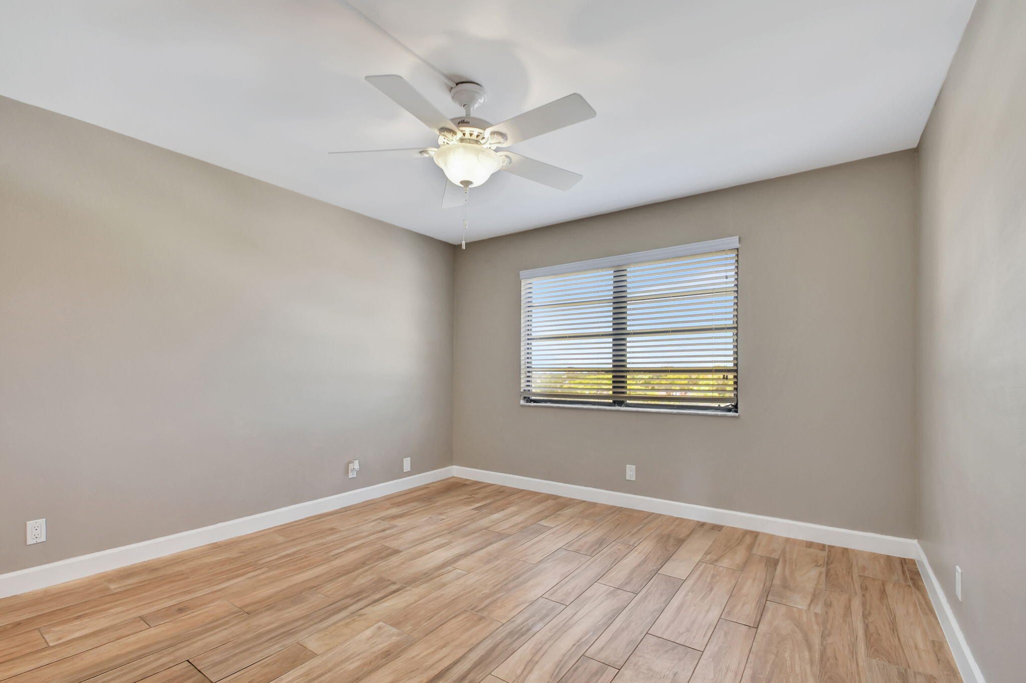 SUNRISE OF PALM BEACH CONDO 1,2,3,4, 14 AND 17 - Residential