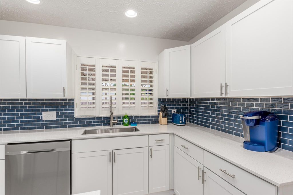 Photo of 2256 SE Longhorn Avenue, Port Saint Lucie, FL 34952 (MLS # R10947896)