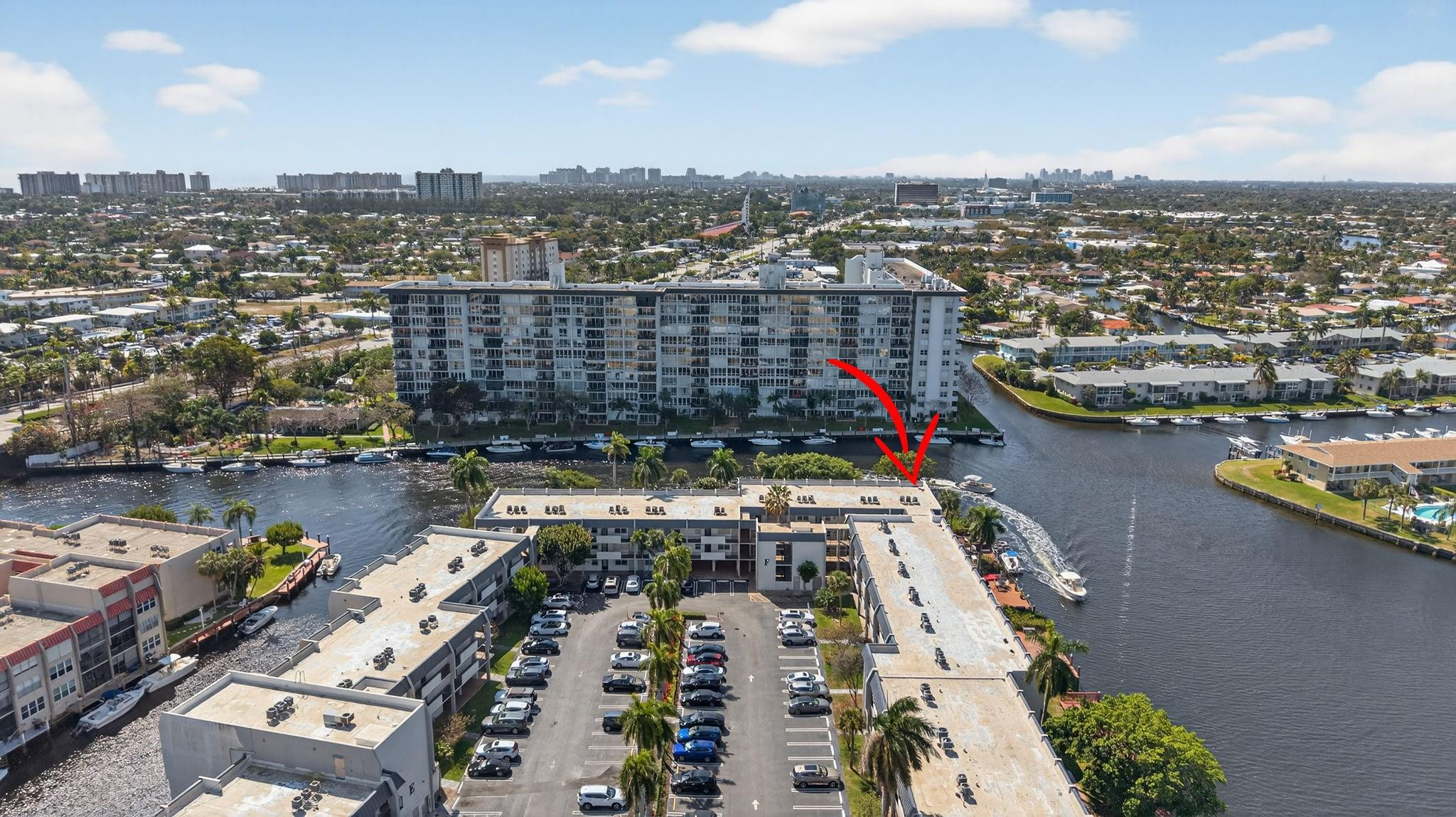 Island Club - Residential