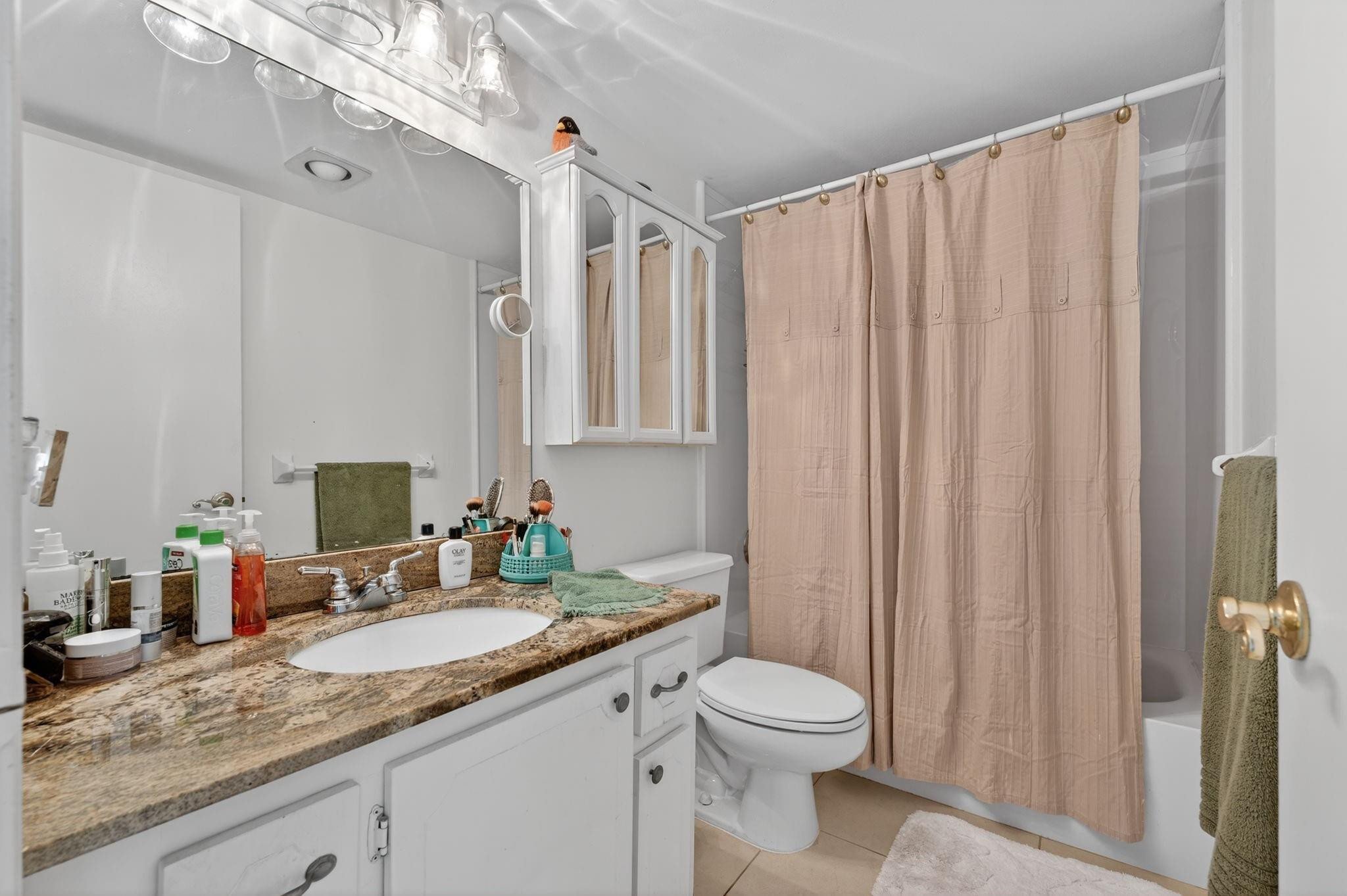 Island Club - Residential