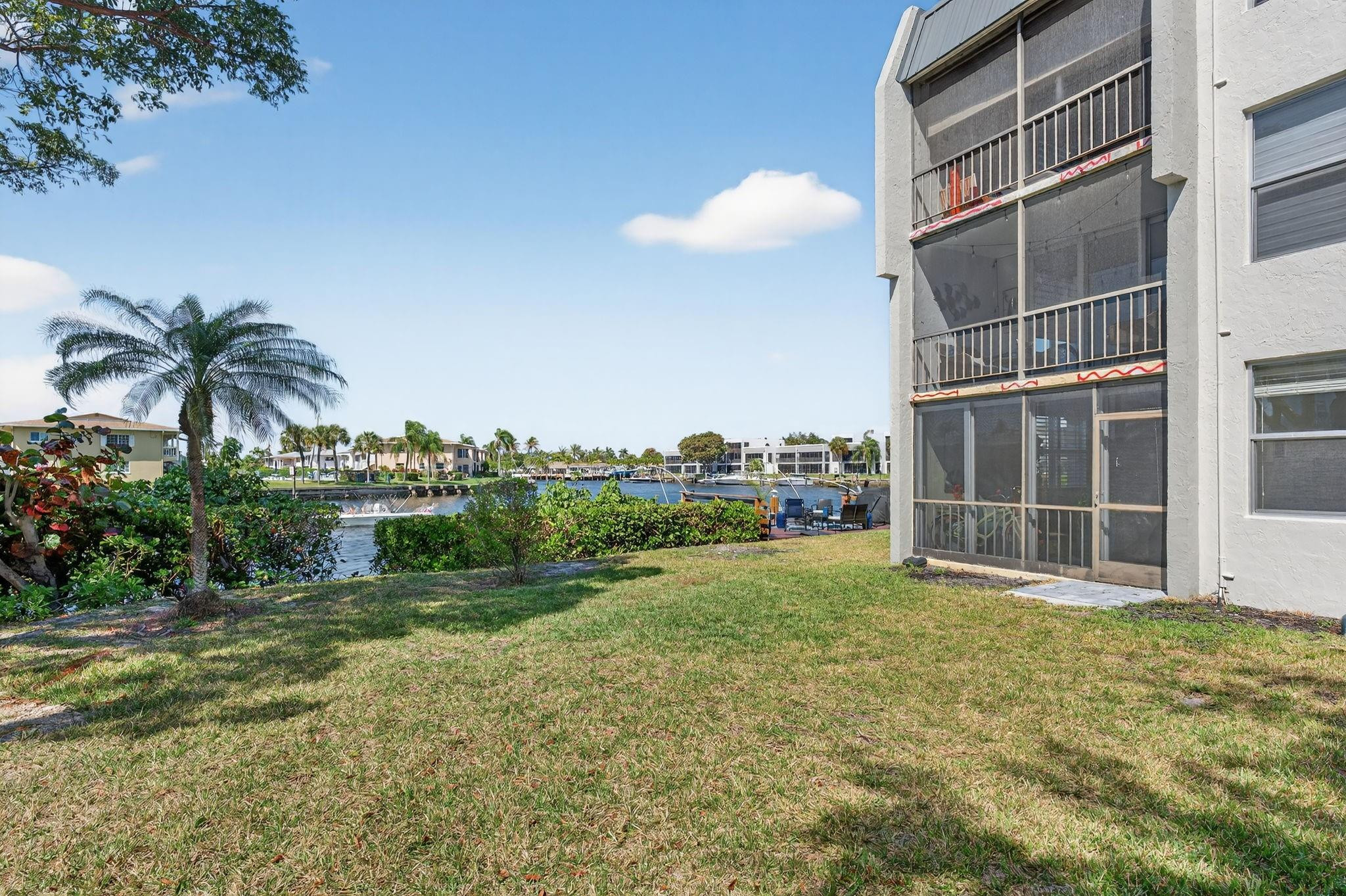 Island Club - Residential