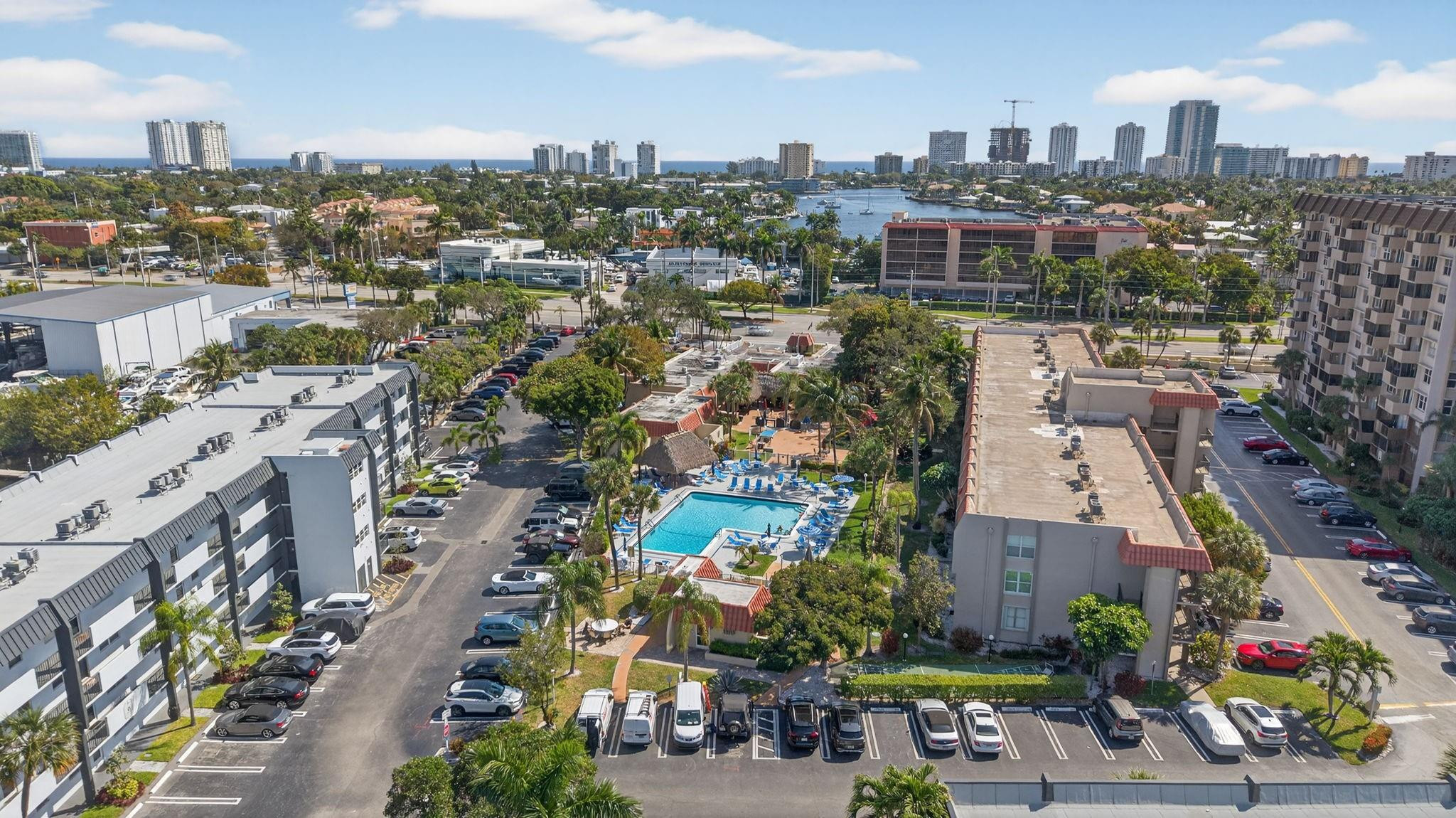 Island Club - Residential