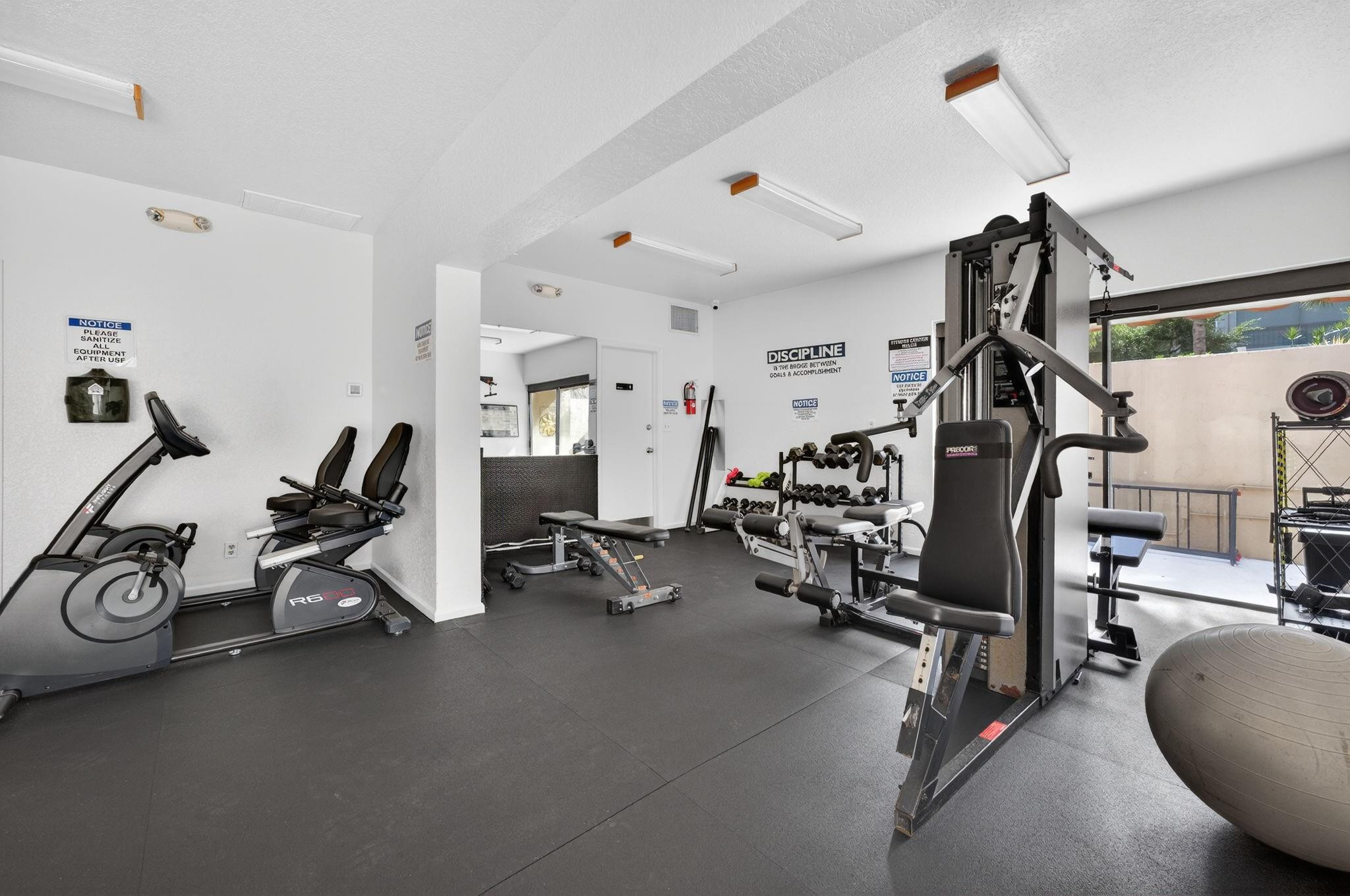 Island Club - Residential