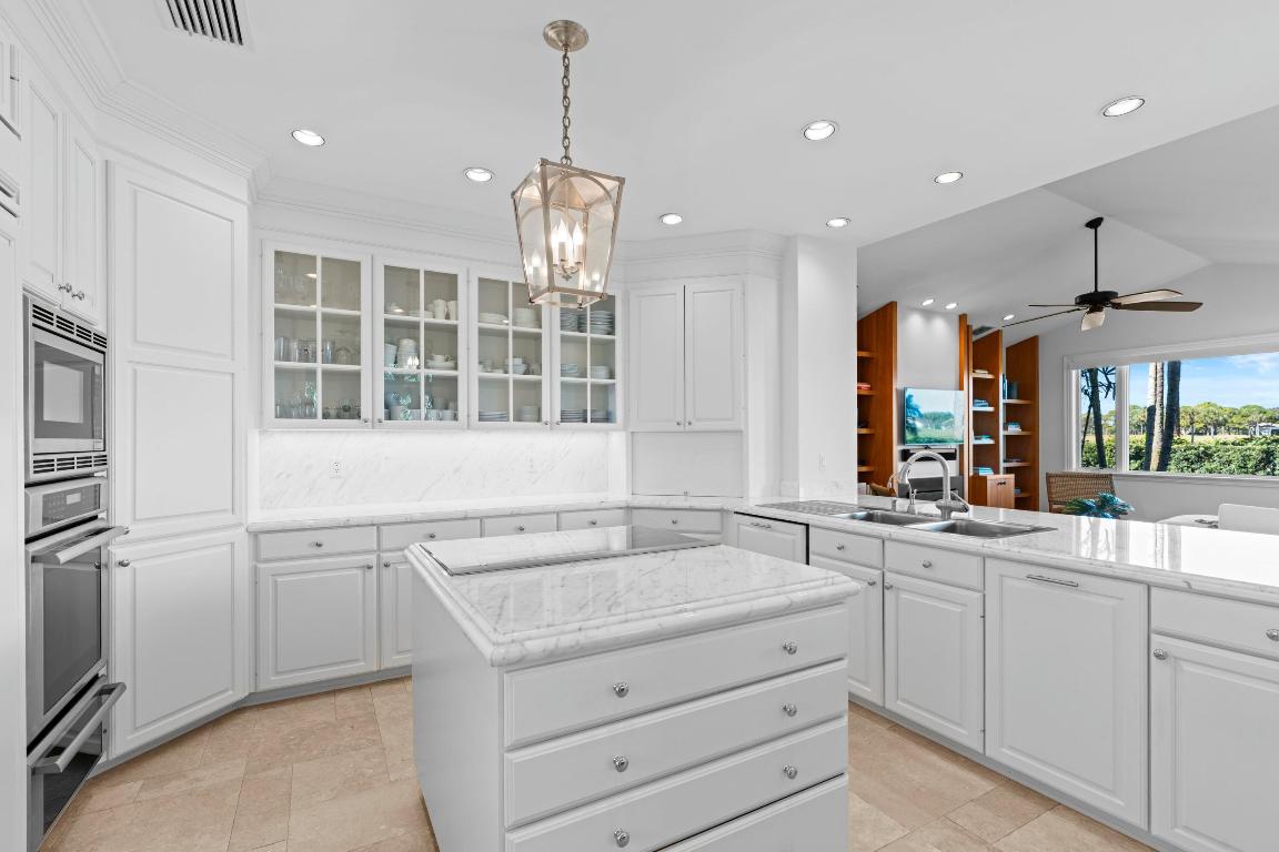 THE LOXAHATCHEE CLUB - Residential