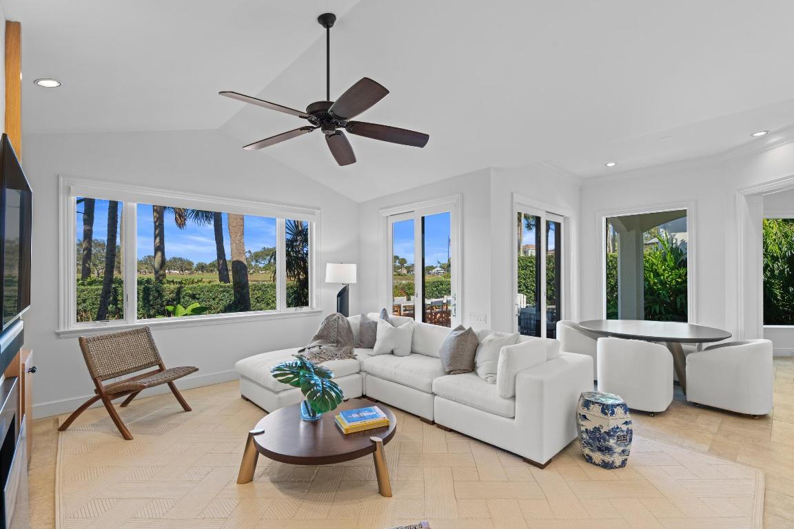 THE LOXAHATCHEE CLUB - Residential