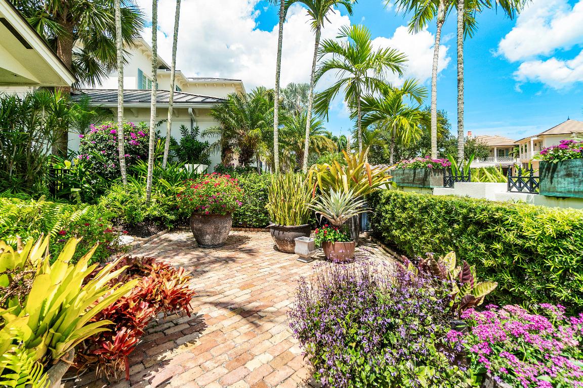 THE LOXAHATCHEE CLUB - Residential