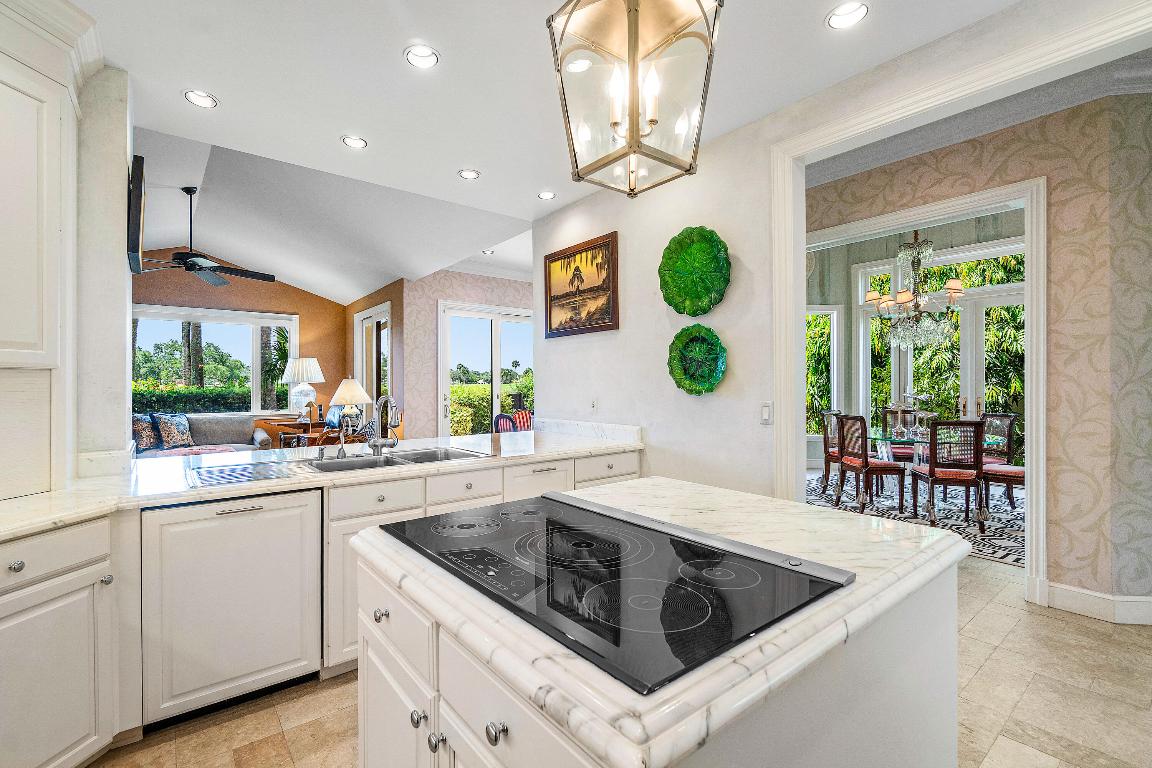 THE LOXAHATCHEE CLUB - Residential