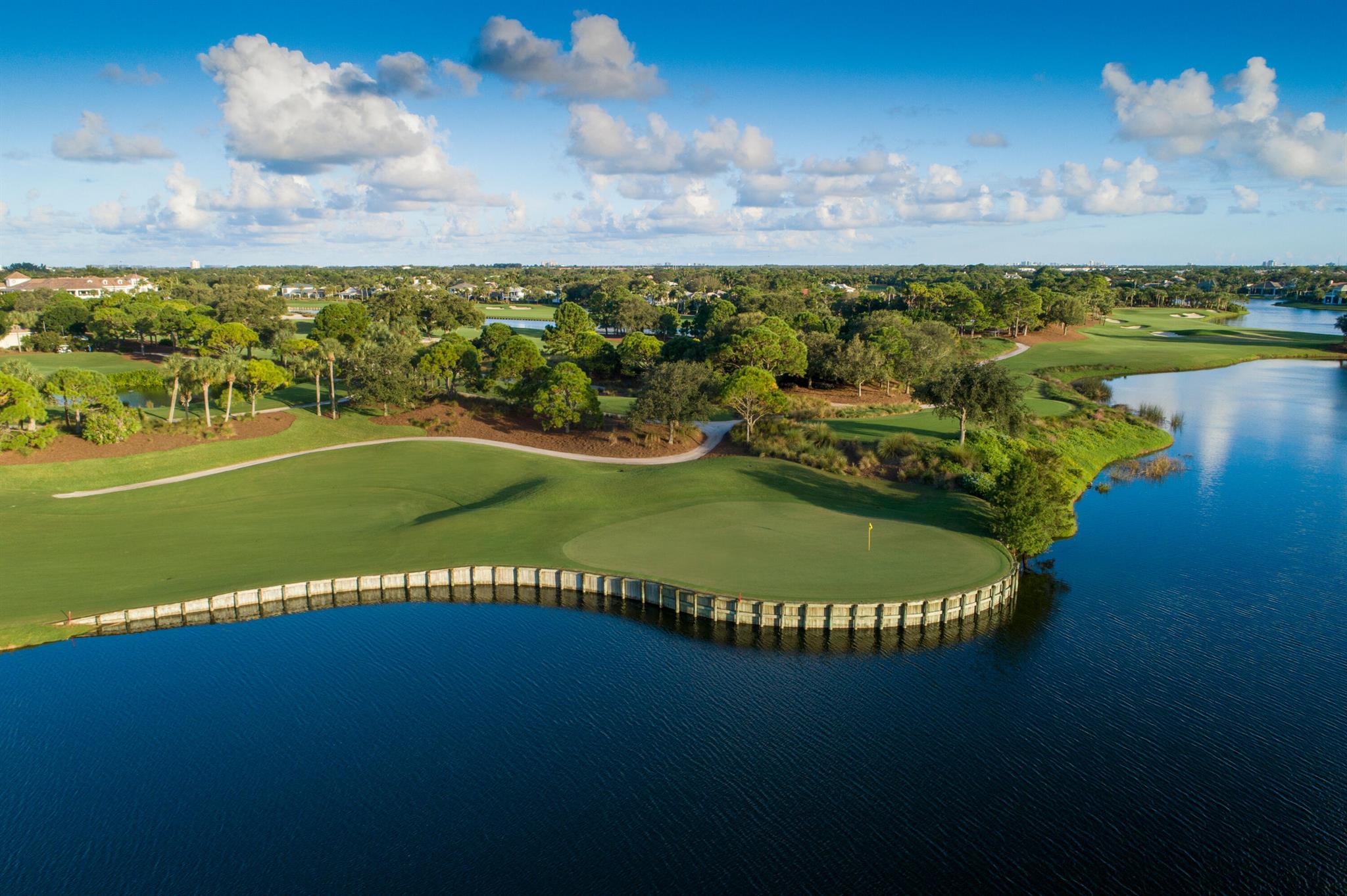 THE LOXAHATCHEE CLUB - Residential