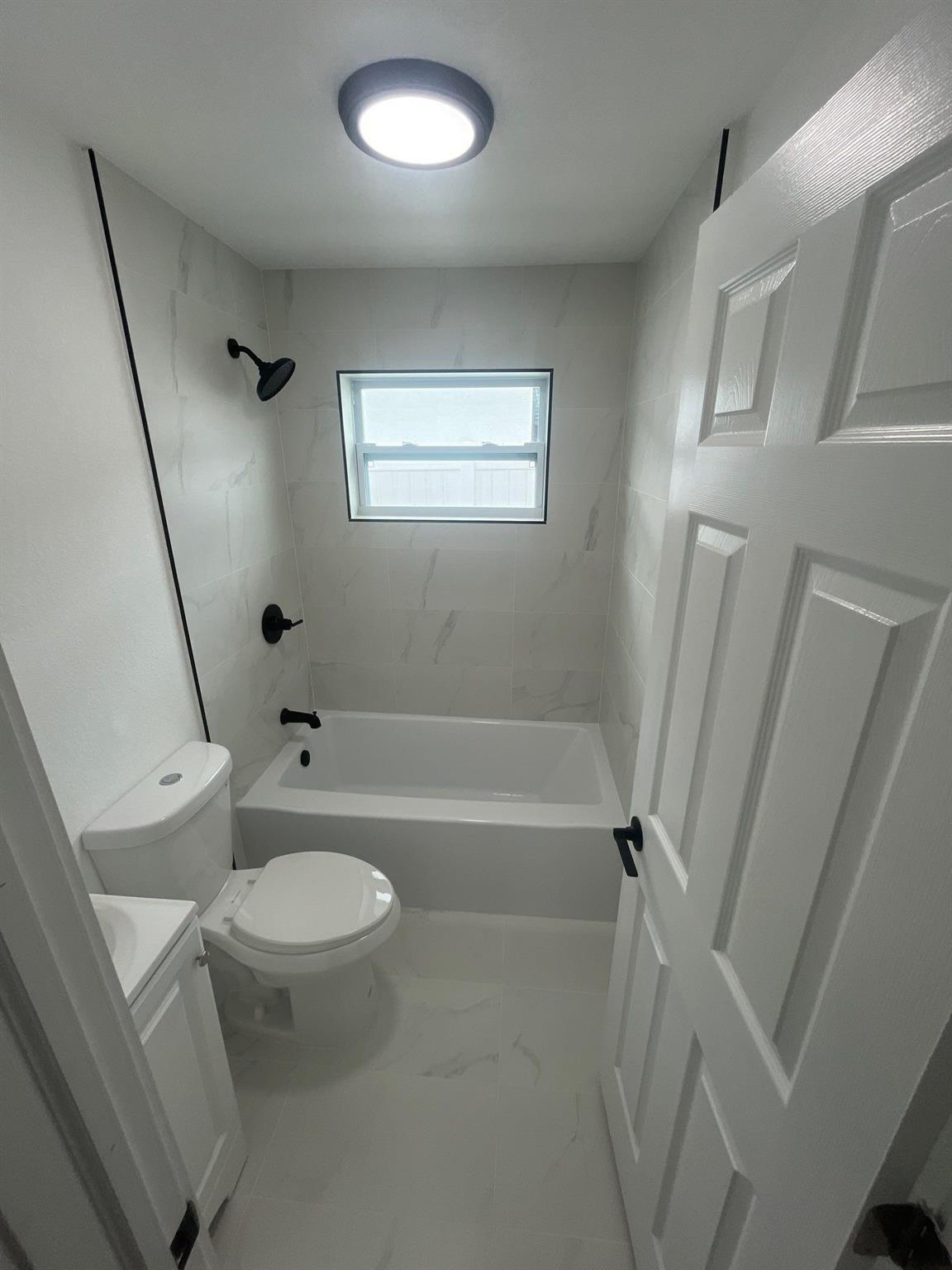 Acrehome Park 2nd Add - Residential Lease