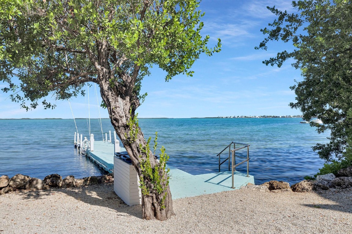 ROCK HARBOR CONDOMINIUM - Residential