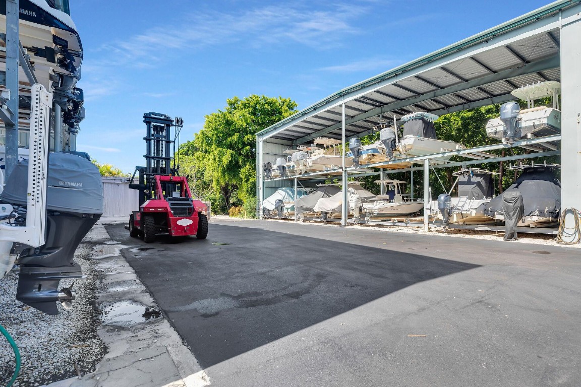 ROCK HARBOR CONDOMINIUM - Residential