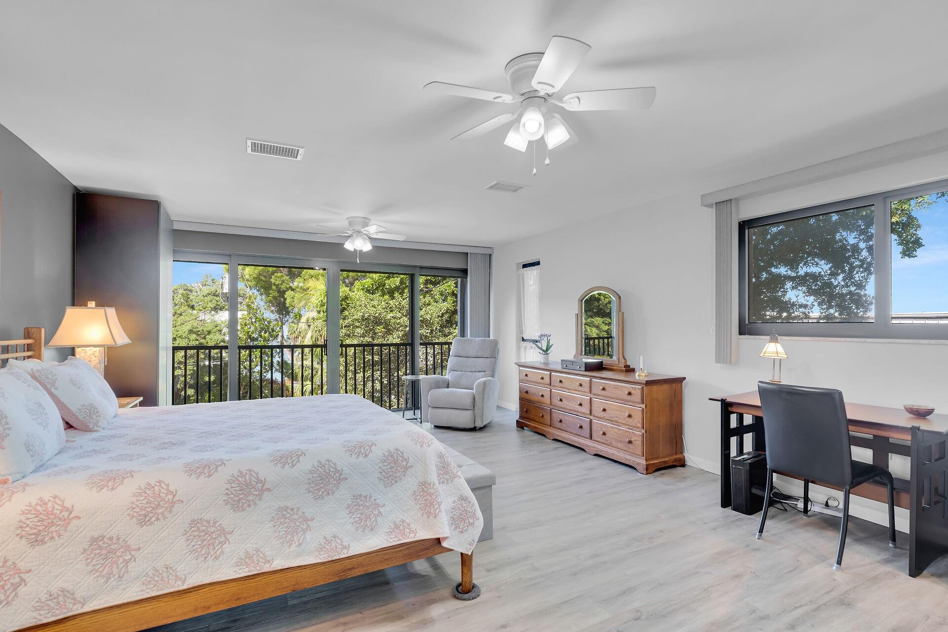 ROCK HARBOR CONDOMINIUM - Residential