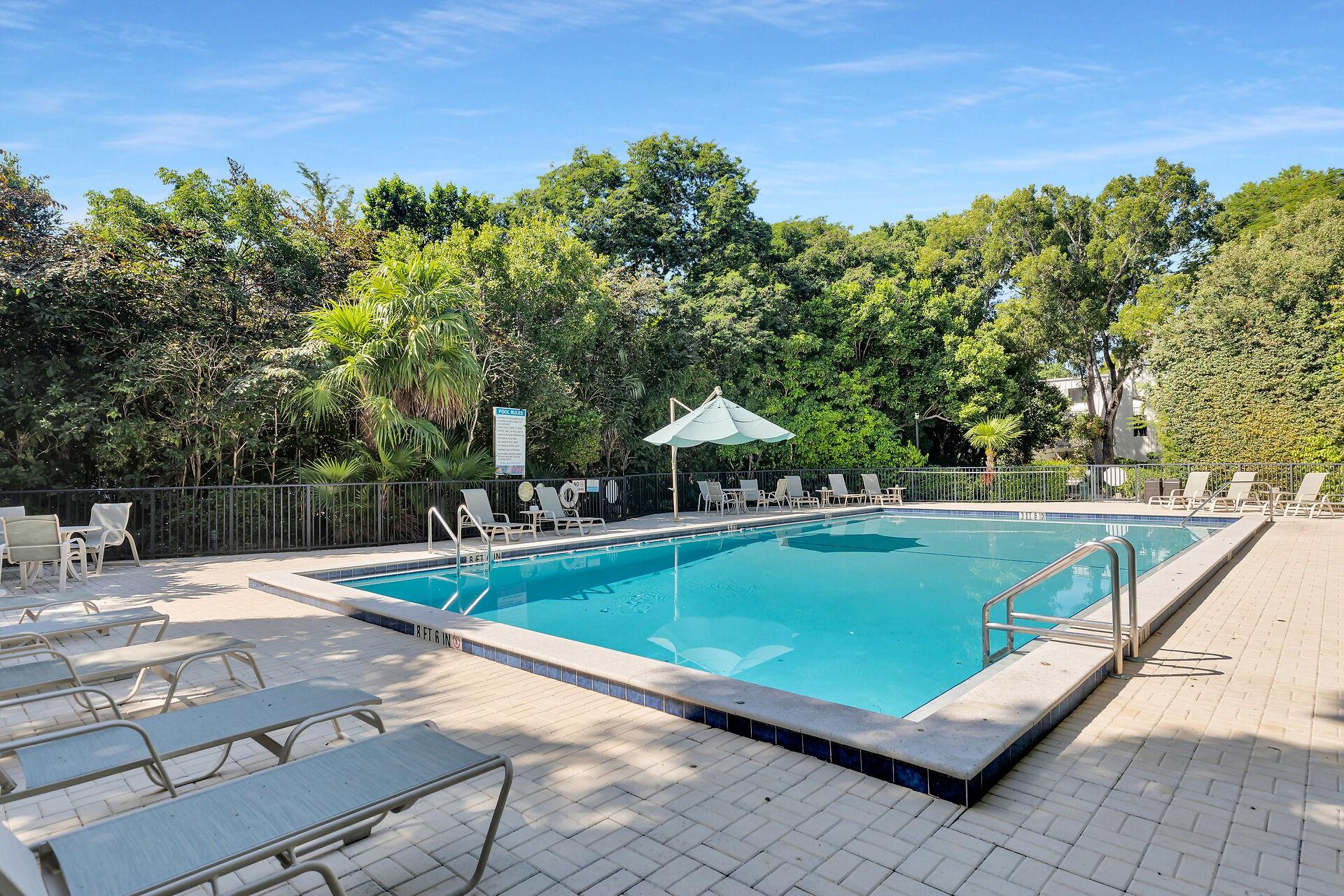 ROCK HARBOR CONDOMINIUM - Residential