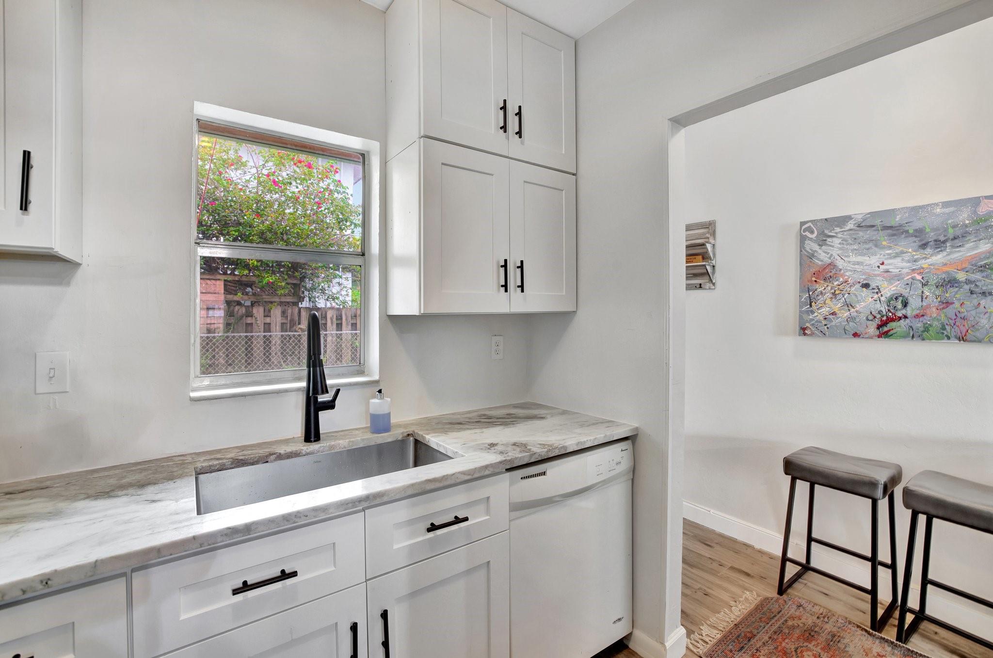 Bon Bini Condo - Residential