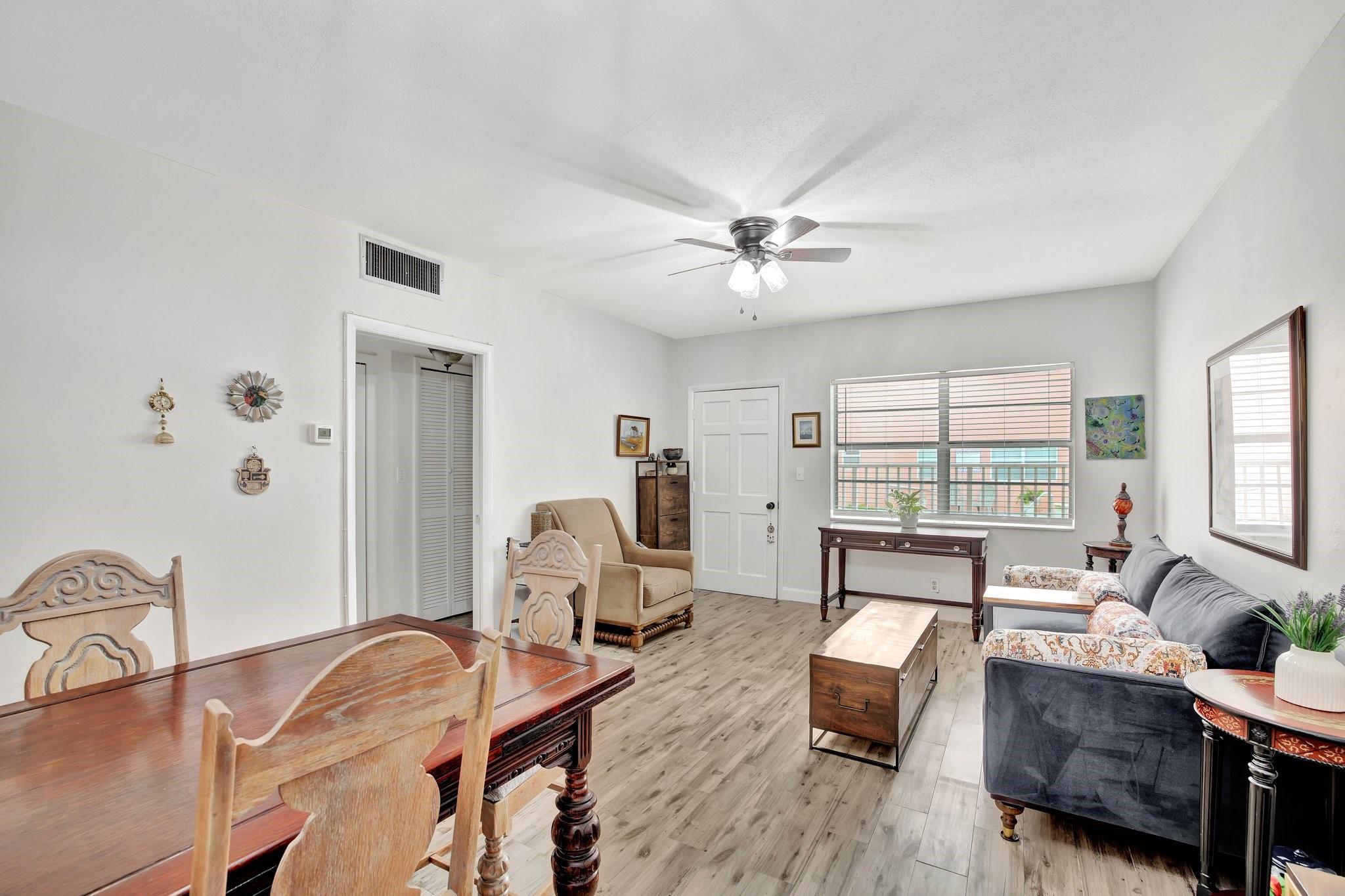 1450 N Riverside Dr 102