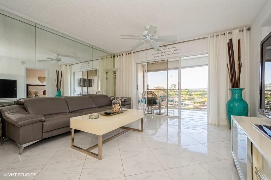 Sunrise Lakes phase 4 - Residential