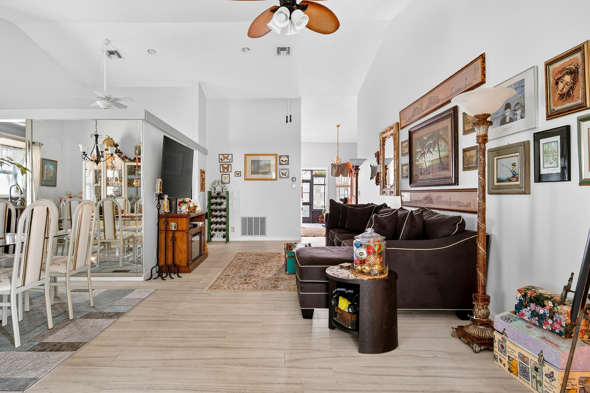View photos, virtual tours, details... 3862 Dafilee Circle