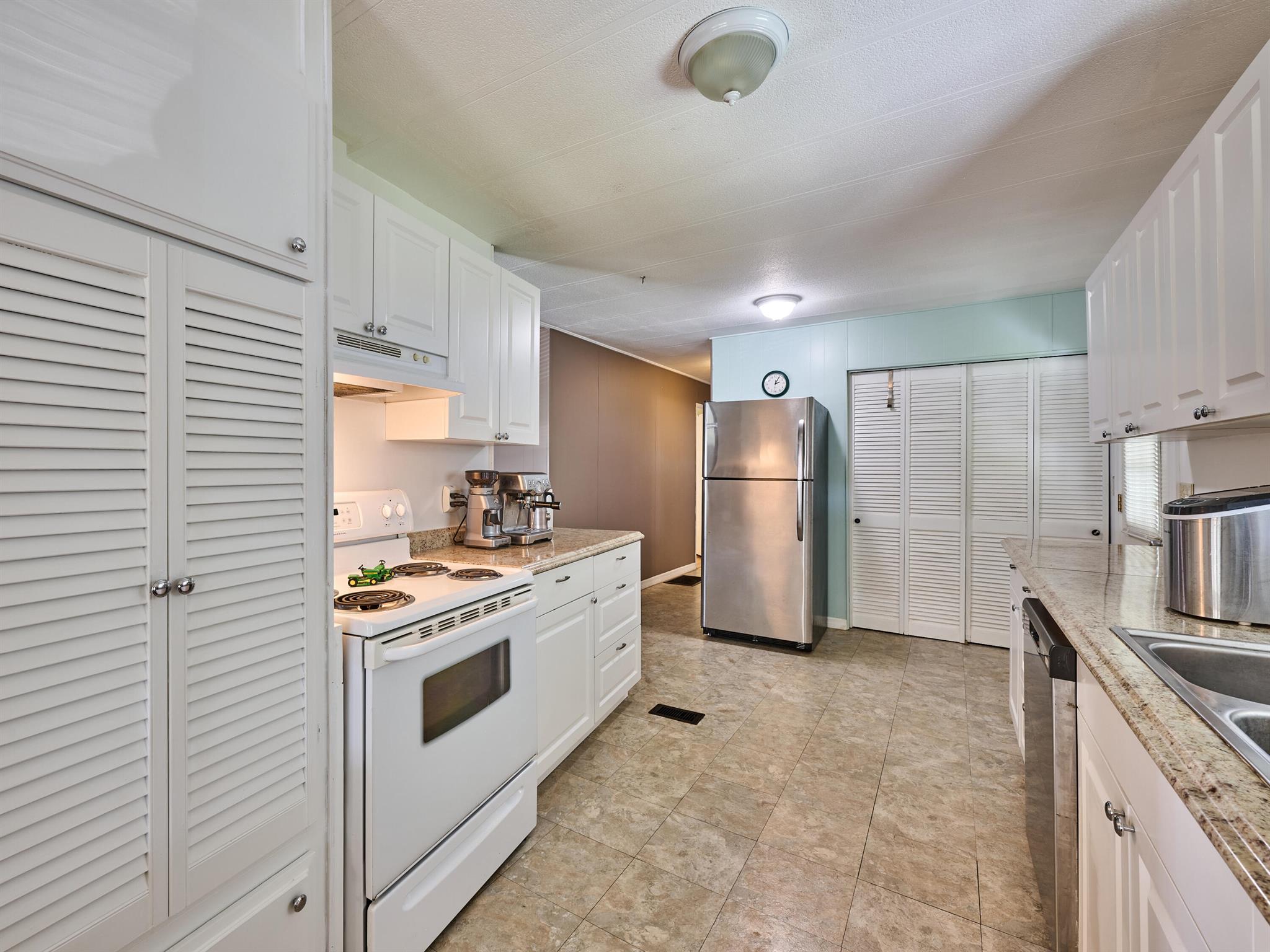 RIDGEWAY - Residential