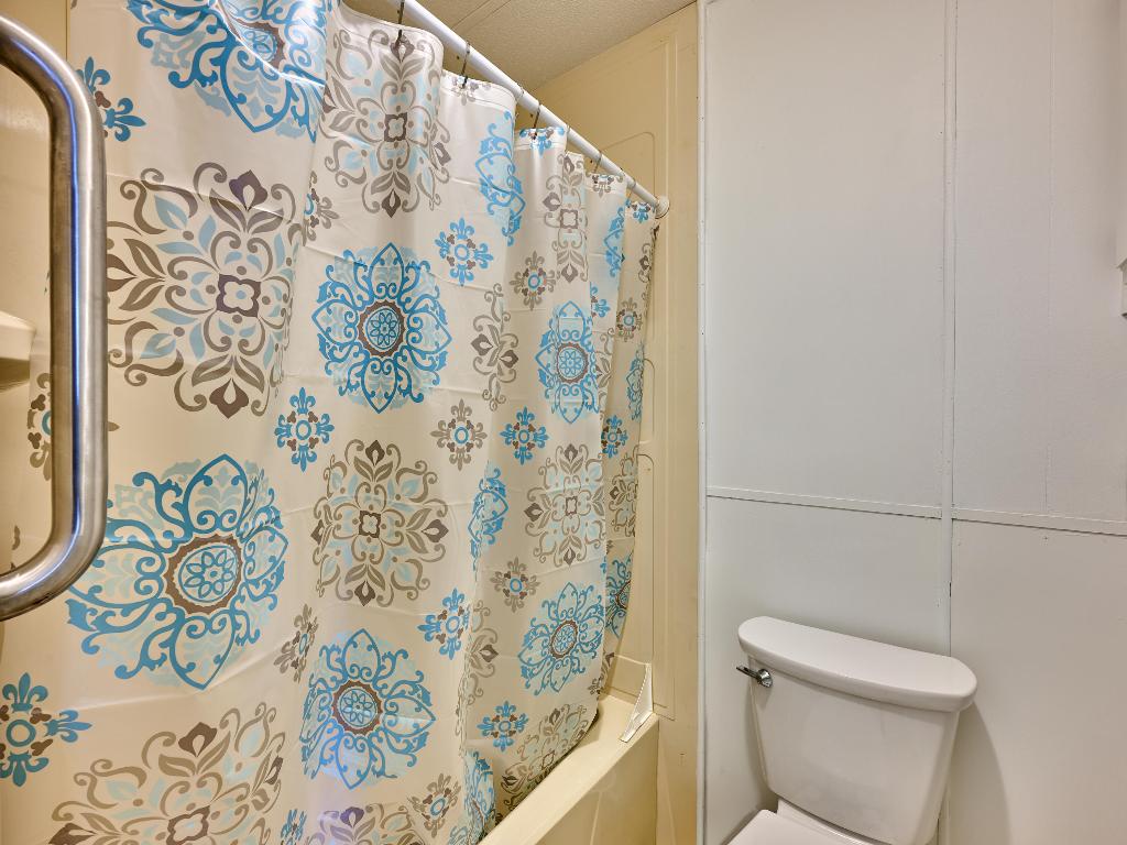 RIDGEWAY - Residential