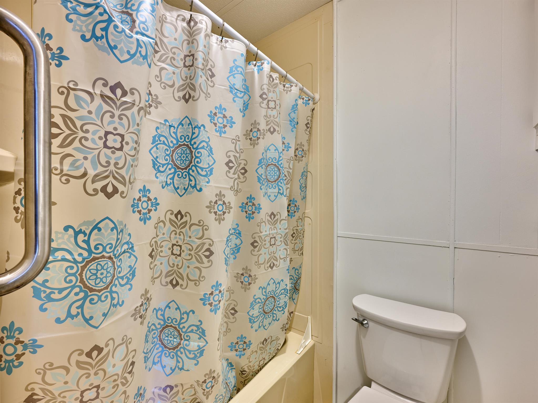 RIDGEWAY - Residential