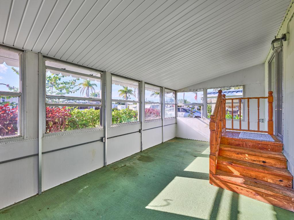 RIDGEWAY - Residential