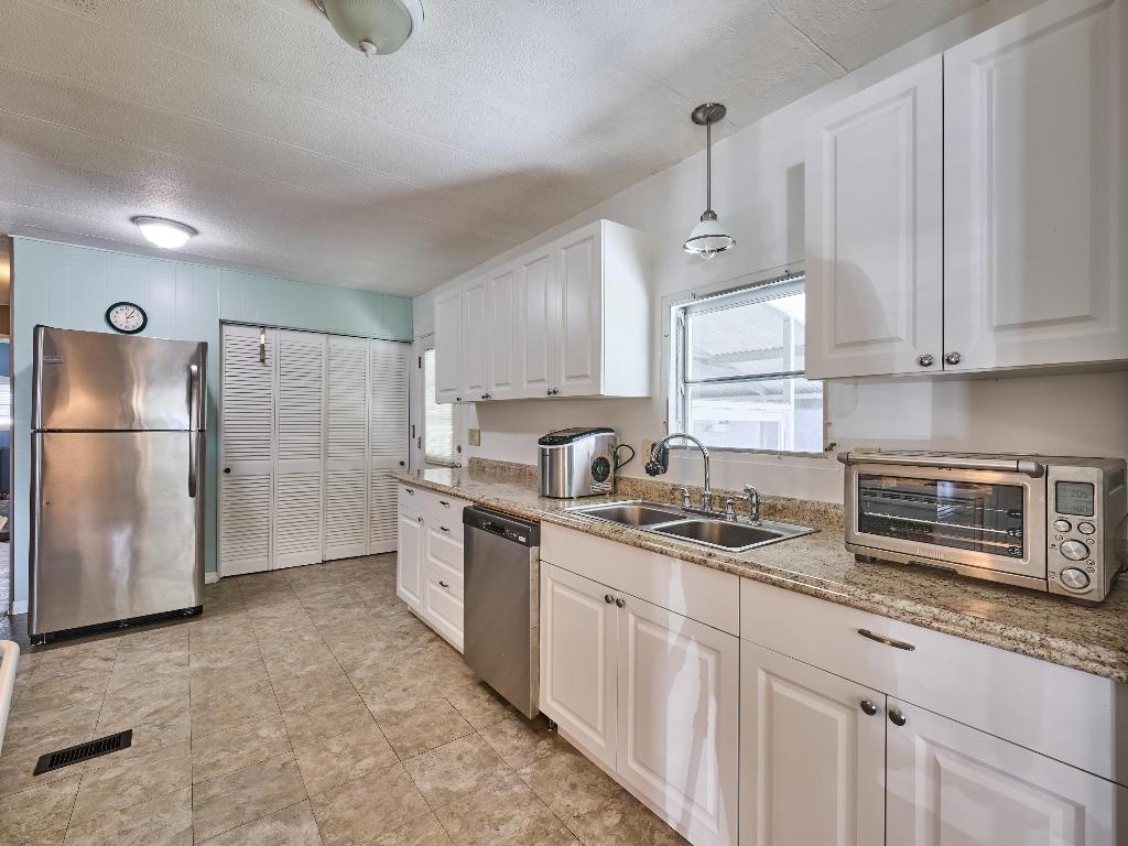 RIDGEWAY - Residential