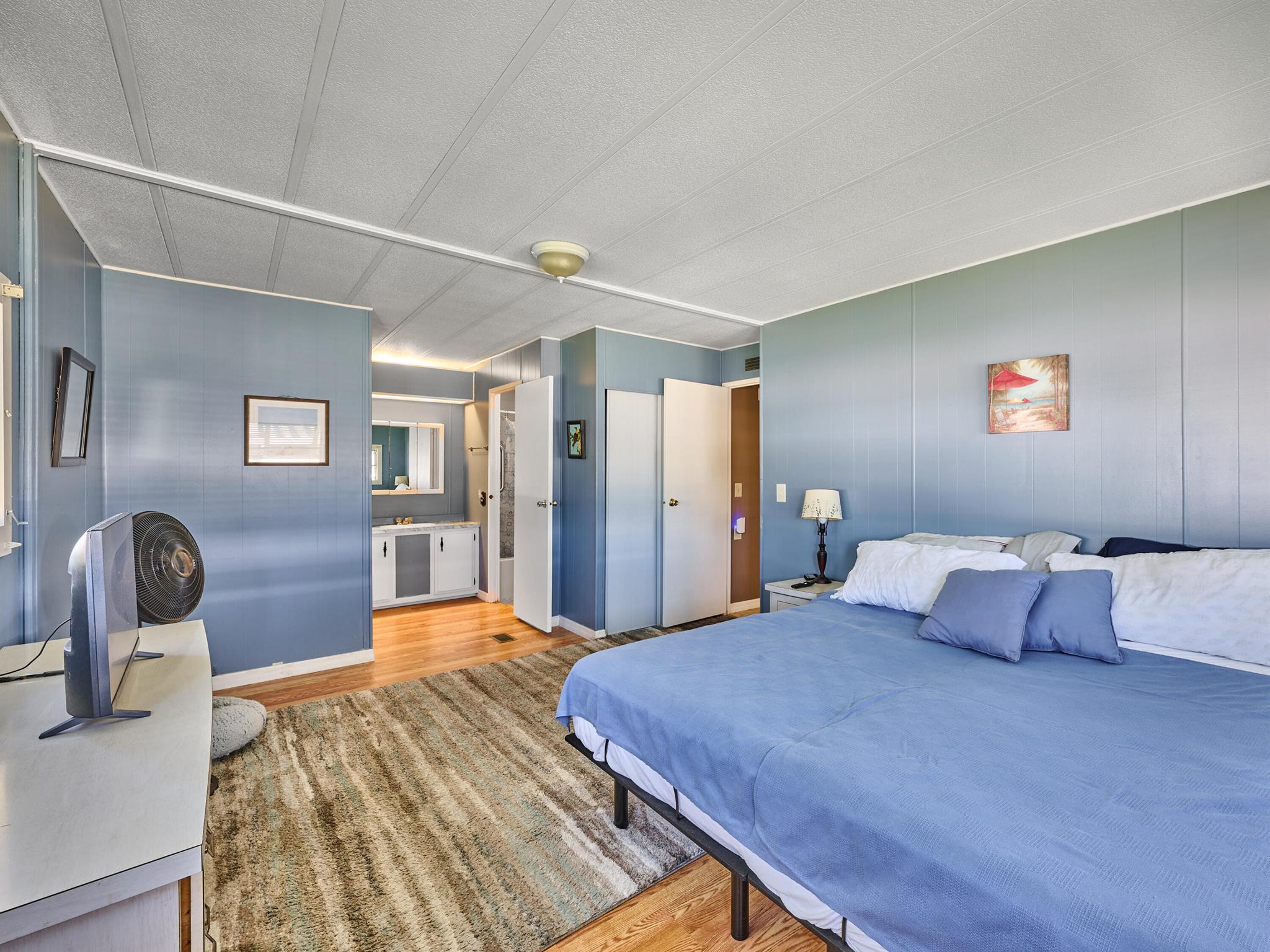 RIDGEWAY - Residential