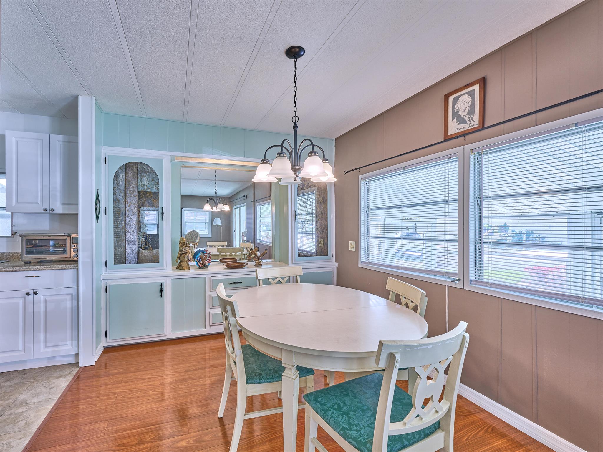 RIDGEWAY - Residential