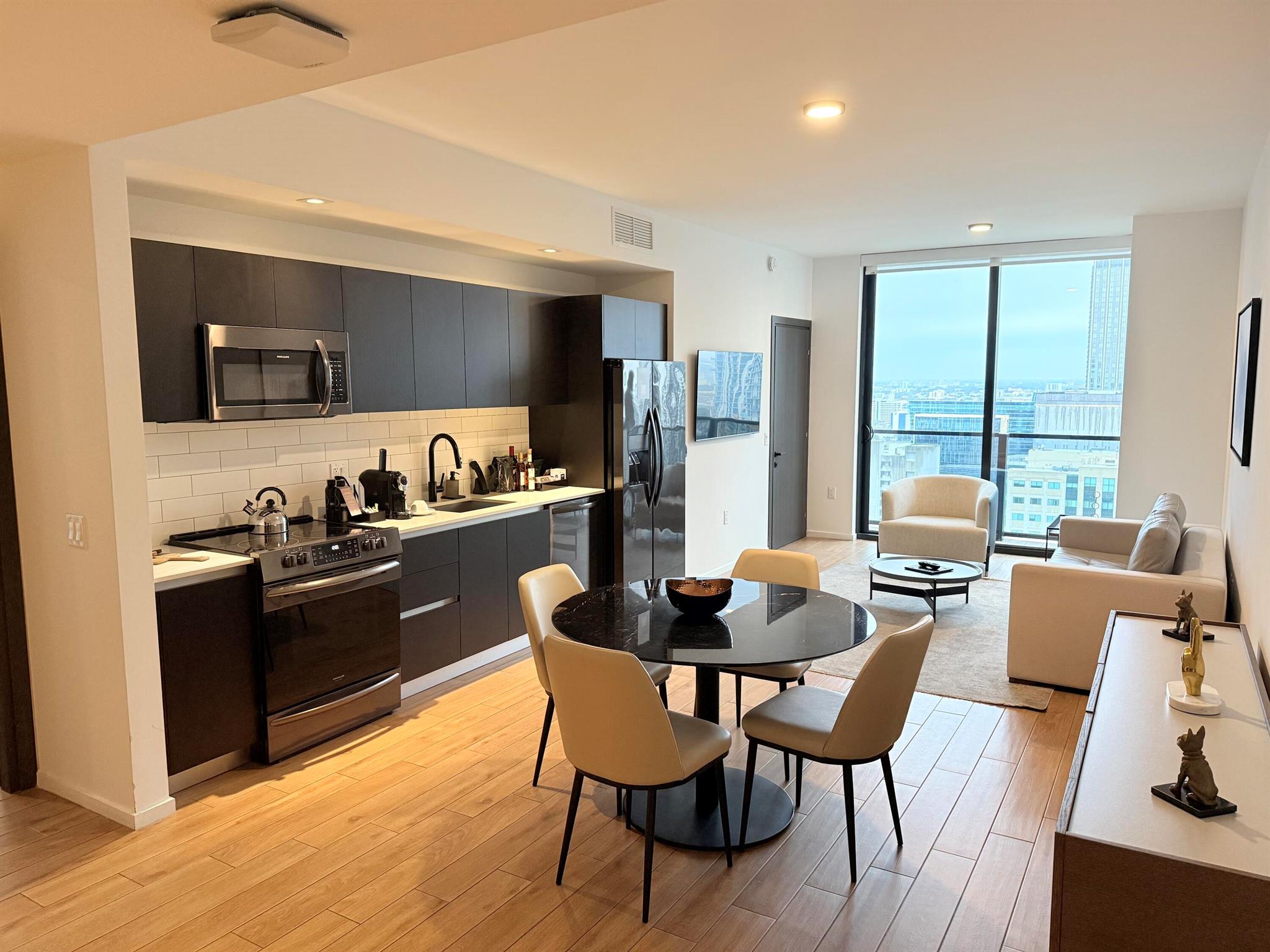 THE ELSER - Residential
