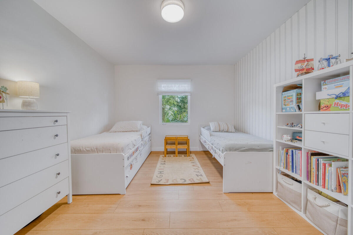 RIVIERA ESTS - Residential