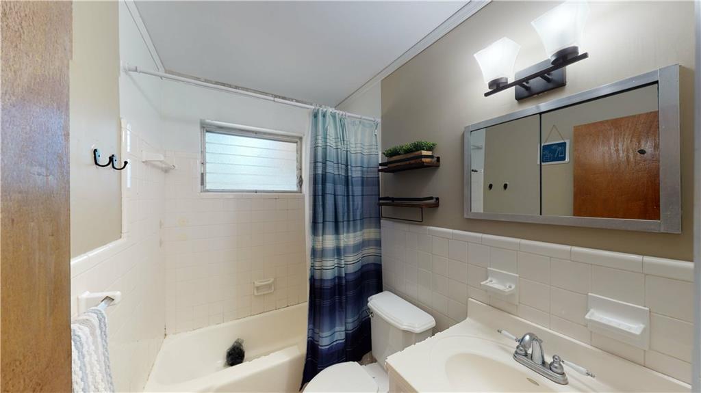 Lloyd Estates 25-47 B - Residential