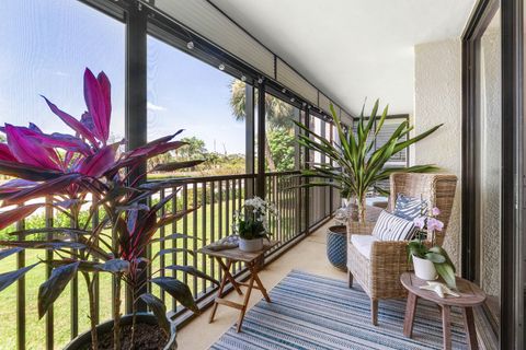 Photo of 1605 S Us Highway 1 #206m1, Jupiter, FL 33477 (MLS # B26043347)