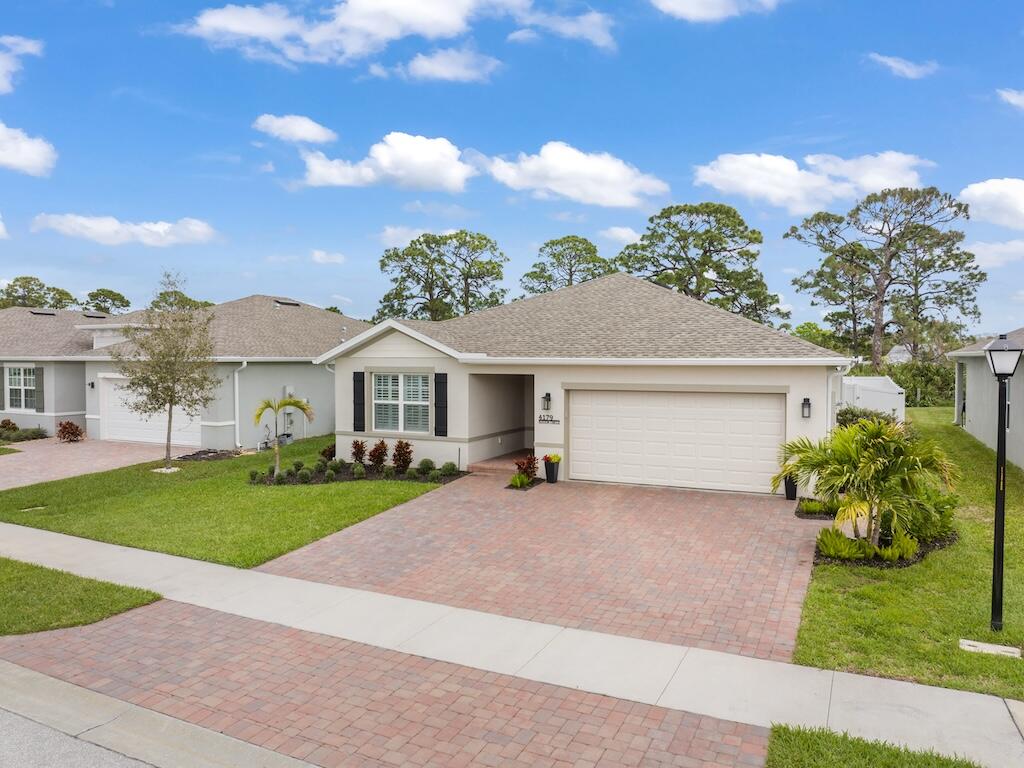 Photo of 4179 Keeson Circle, Vero Beach, FL 32967 (MLS # R11064379)