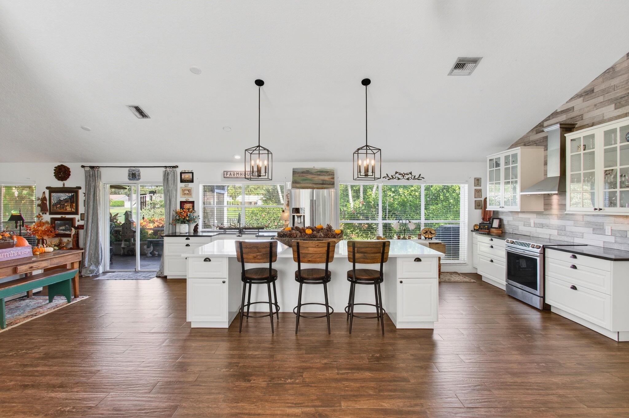 SABAL LAKES PH 1 - Residential