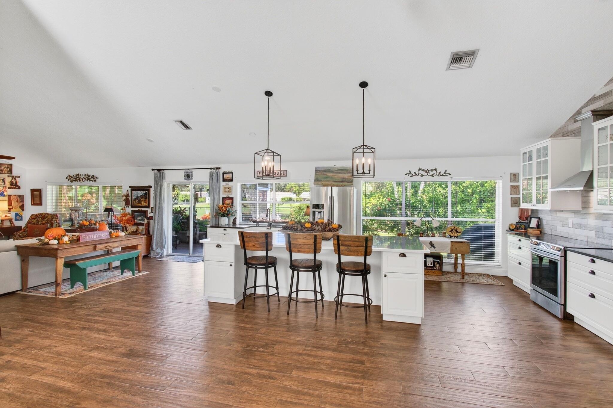 SABAL LAKES PH 1 - Residential