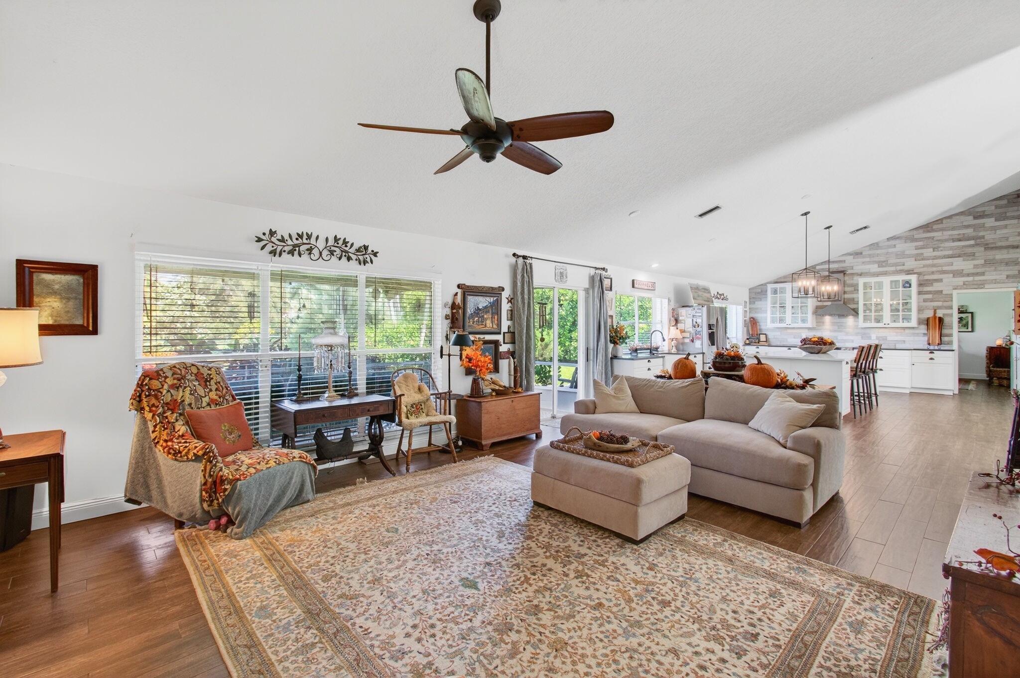 SABAL LAKES PH 1 - Residential